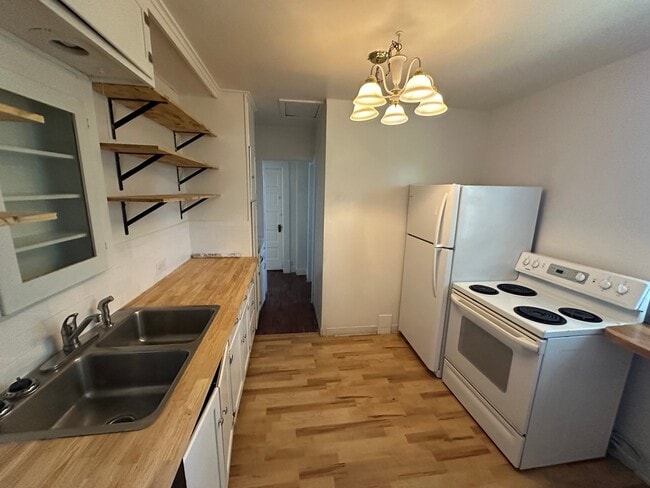 Photo - 224 W Jackson Ave