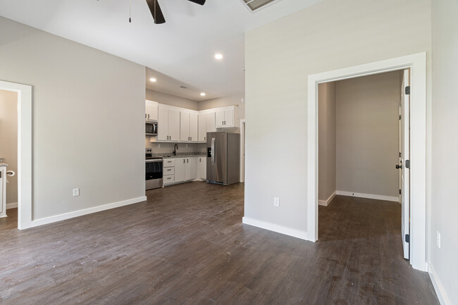 Photo - 3503 S Chatfield Rd Unidad B