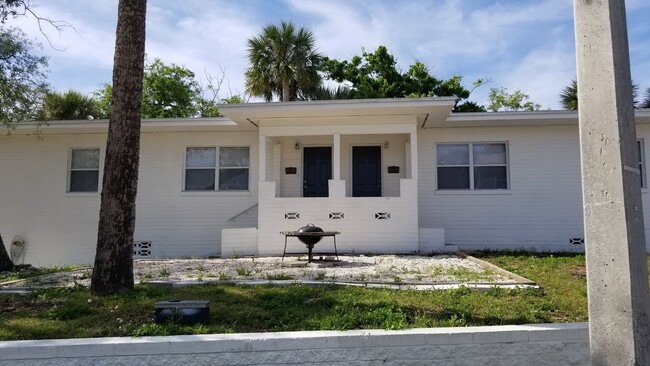 Daytona Beach Duplex - 2 Bed 1 Bath 1 Car ... - Daytona Beach Duplex - 2 Bed 1 Bath 1 Car ... House