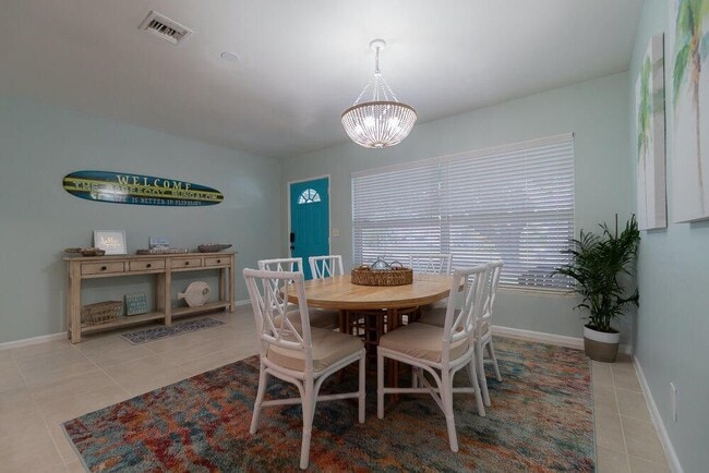 Photo - 1424 Willow Rd