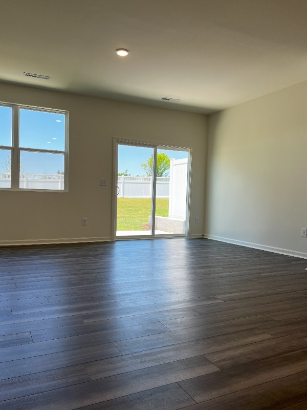 Photo - 123 N Chubb Rdg