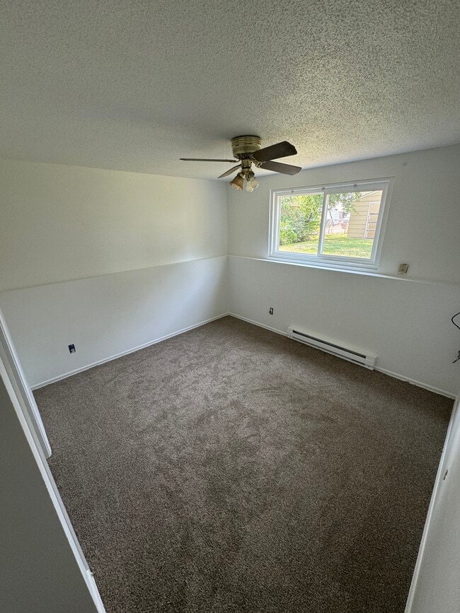 Photo - 907 Wood Ave