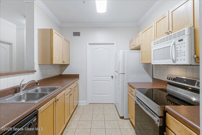 Photo - 6411 Borasco Dr Unit 219