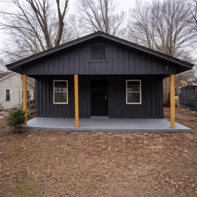 Building Photo - 3368 Powell Ave