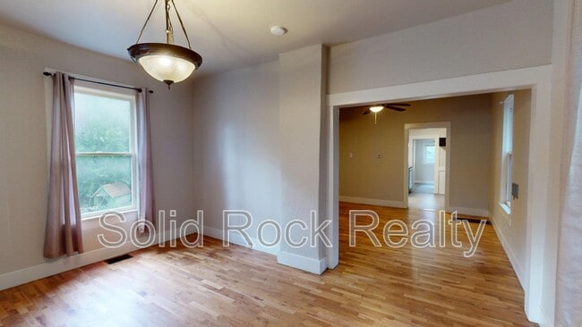 Photo - 511 E Platte Ave