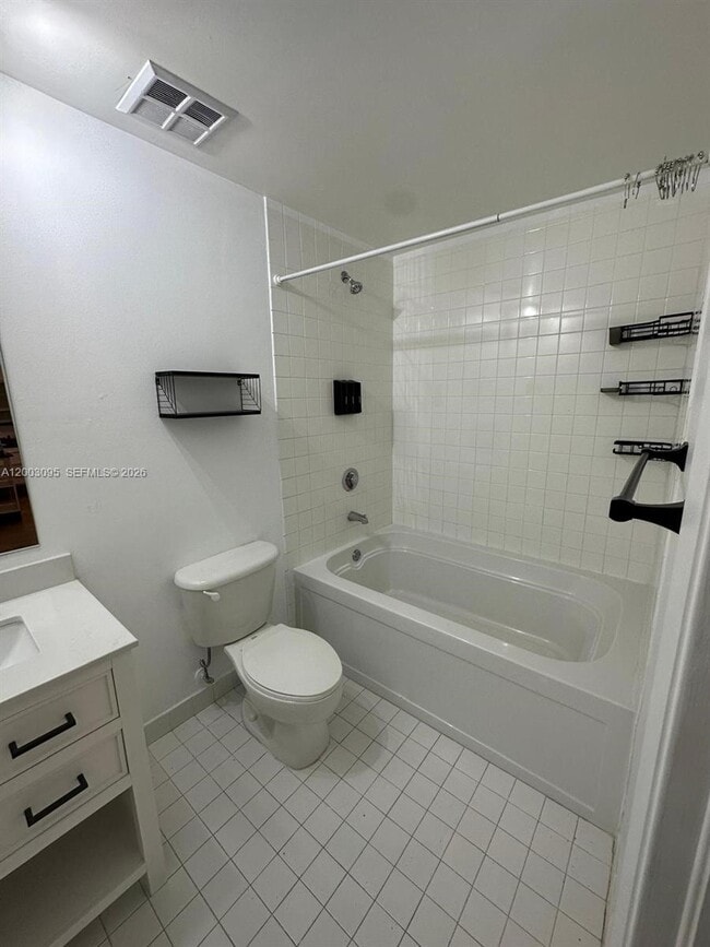 Photo - 10 SW South River Dr Unit 802