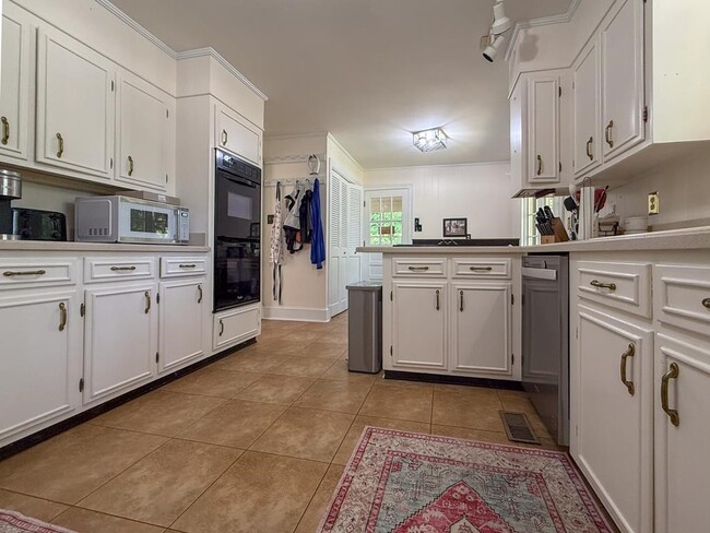 Photo - 35097 Hillsborough Dr