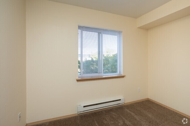 1BR, 1BA - 545 SF