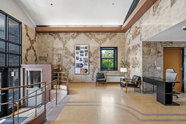 Photo - 320 E 21st St Unit 808