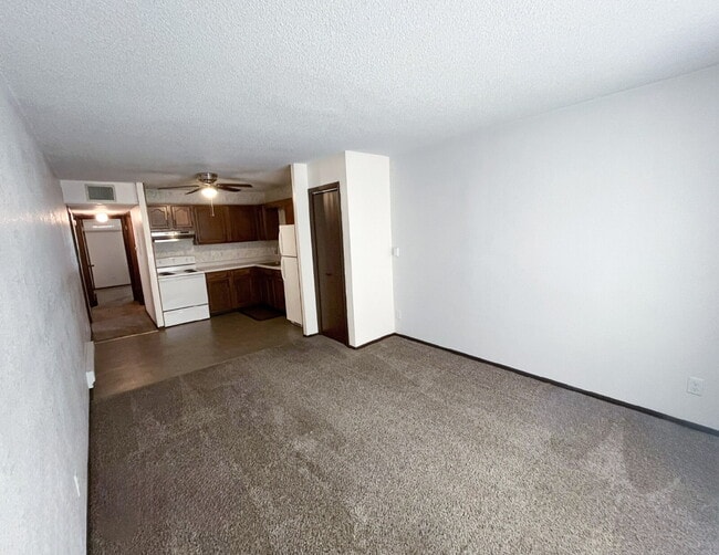 Photo - 2-3 3 Michael St Unit Apt 6