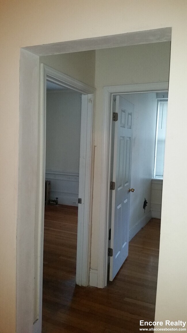 Photo - 60 Egmont St Unidad 3