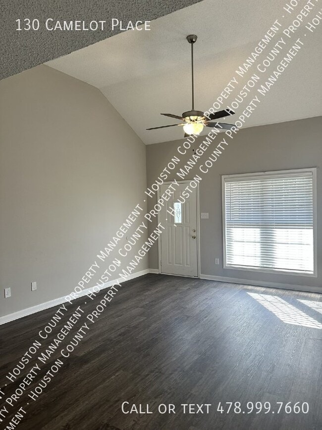 Photo - 130 Camelot Pl
