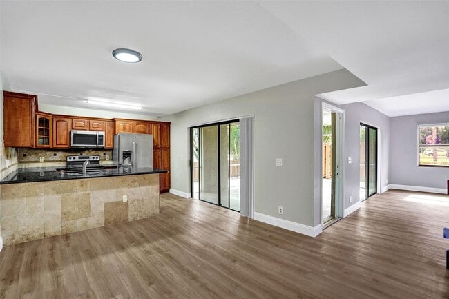 Photo - 4872 NW 95th Ave