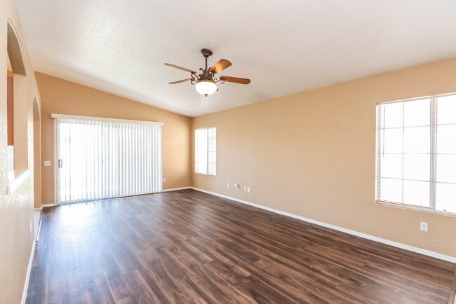 Photo - 146 W Melody Ct