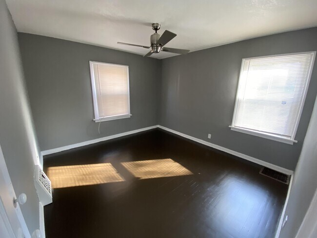 Photo - 9960 Valley Dr