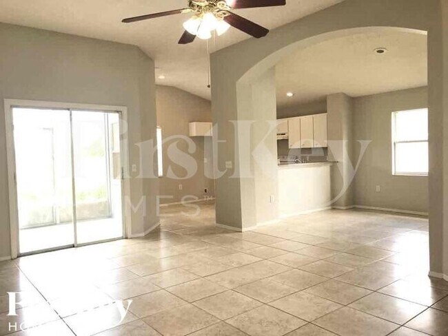 Photo - 1237 E Grove Ave