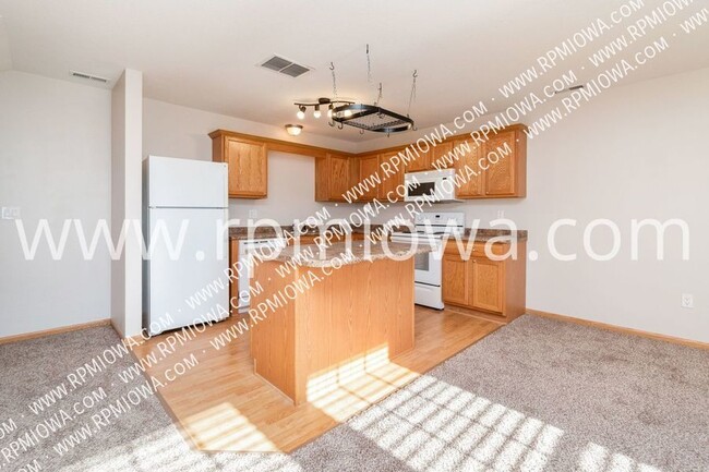 Photo - 3181 SW Sharmin Ln House