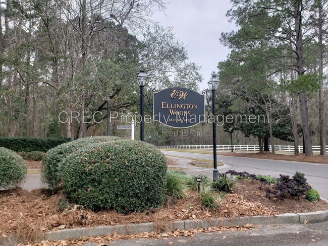 Photo - 1415 Belcourt Ln