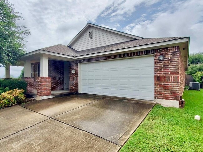 Building Photo - 15109 Fernhill Dr Rental