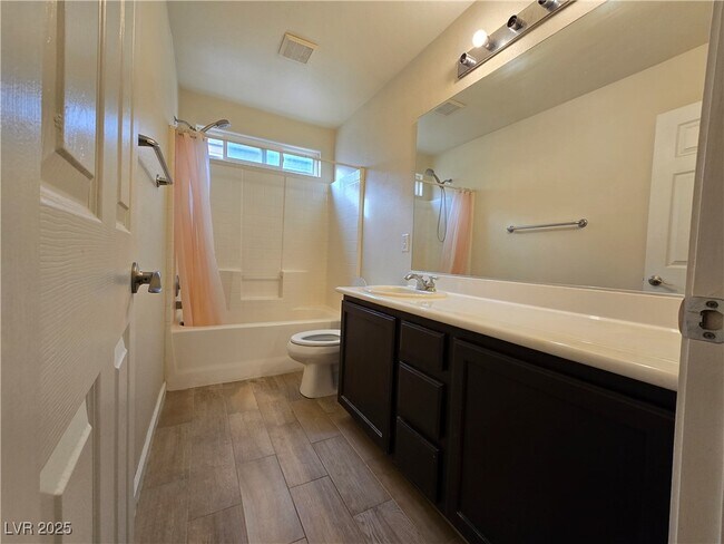 Building Photo - 9538 Van Halen Ln Rental