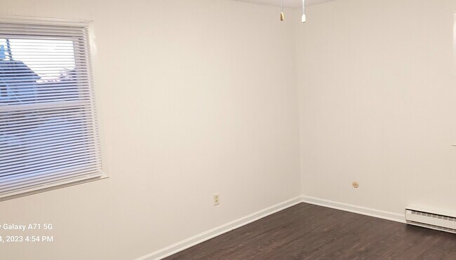 Photo - 310 Walter St Unit A