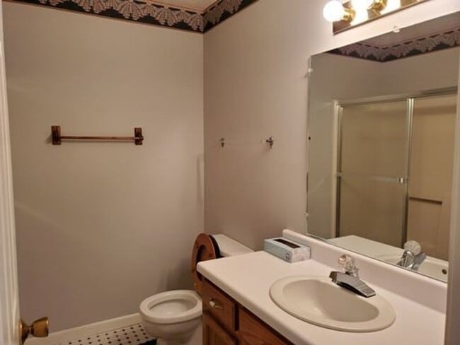 109 Robin Dr