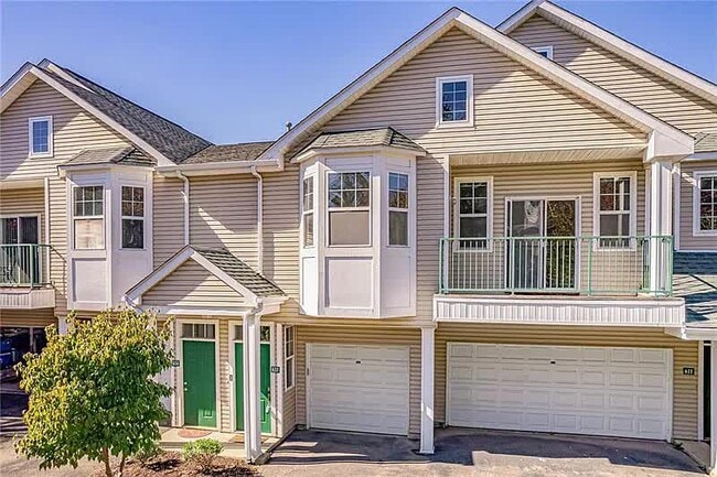 Front - 633 Eagle Pointe Dr Unit #633