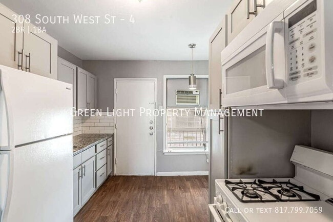 Photo - 308 S W St Unit 4