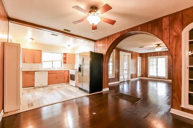 Photo - Charming 3 Bedroom, 1 Bathroom house on the Indian River!