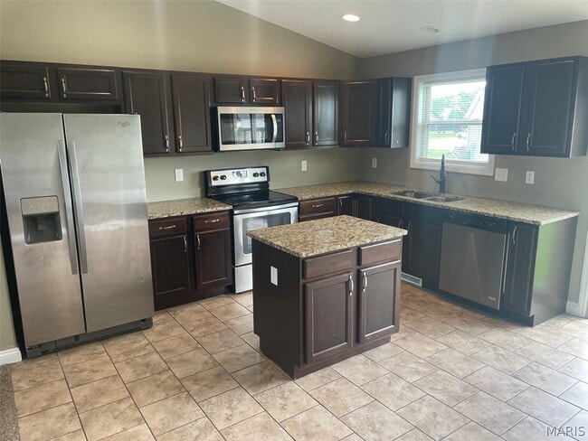 Photo - 32 Rolling Rock Creek Ct