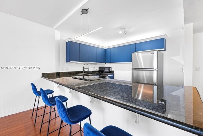 Photo - 2500 Parkview Dr Unit 1503