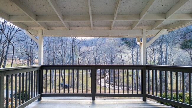 Photo - 2 Bedroom 1 Bath Home on E Fork off 441 S.  $1300 a month with a year-long lease