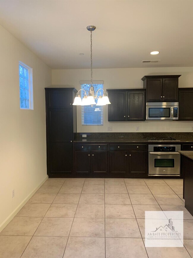 Photo - 3663 Etchings Way