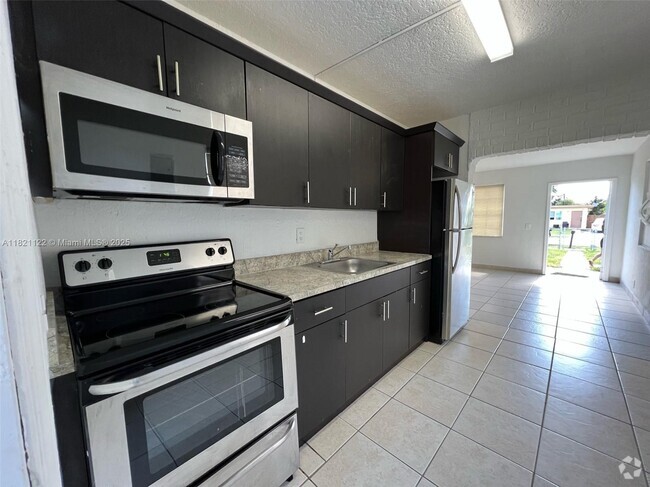 Building Photo - 2443 NW 7th St Rental