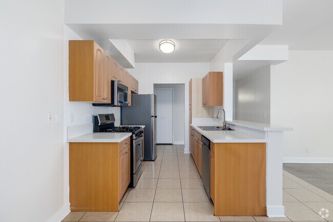 2BR, 2BA - 1,100SF - Kitchen - Citronia Luxe Towers Apartments