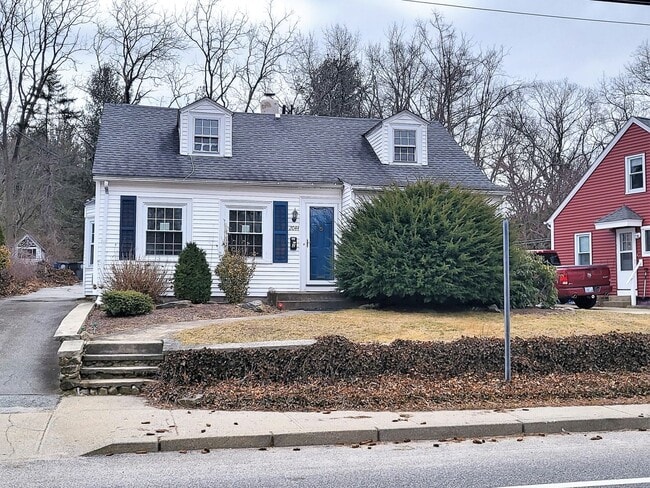 Photo - 2044 Cranston St Apartment Unit 2