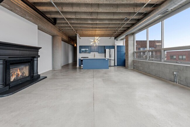 Photo - 901 N 3rd St