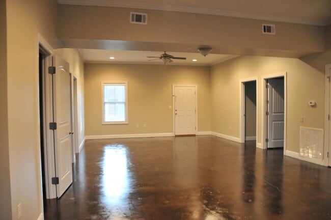 1420 Cloverdale Rd Unit 1420 A-B Cloverdale