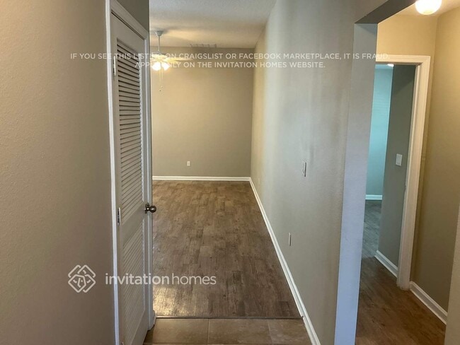 Photo - 372 Sunshine Dr