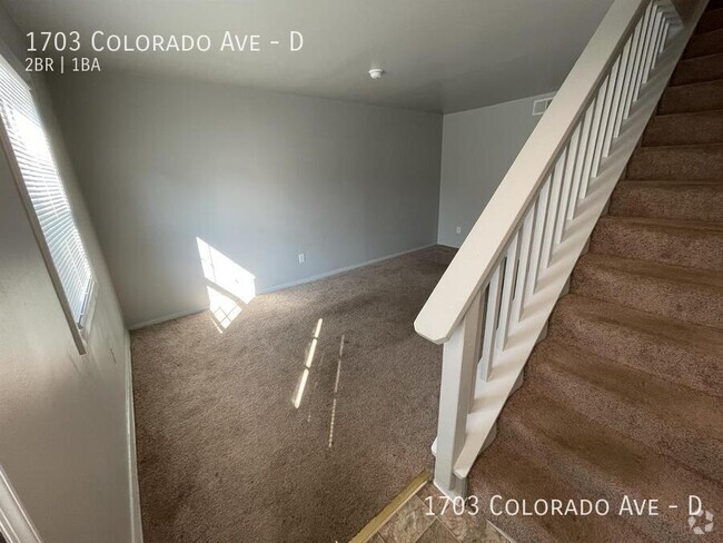 Building Photo - 1703 Colorado Ave Unit D Rental