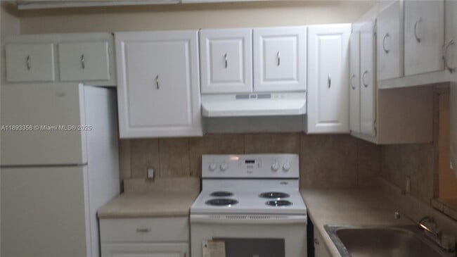 Photo - 11925 NE 2nd Ave Unit B116