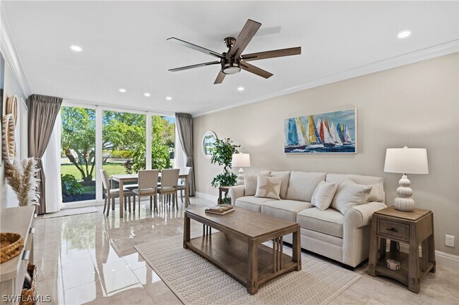 Building Photo - 682 Broad Ave S Unit J682