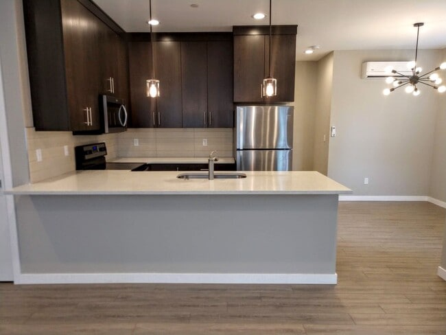 Photo - 1906 SE Tacoma St Unit 8118-E