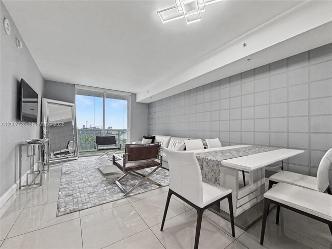 Photo - 253 NE 2nd St Unit 1003