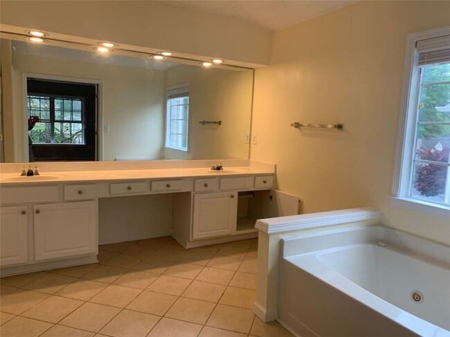 Photo - 2190 Traywick Chase