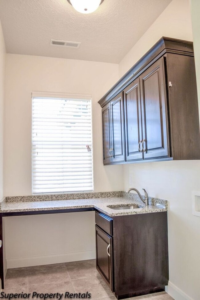 Photo - 4 bed, 2.5 bath home w/3 car garage