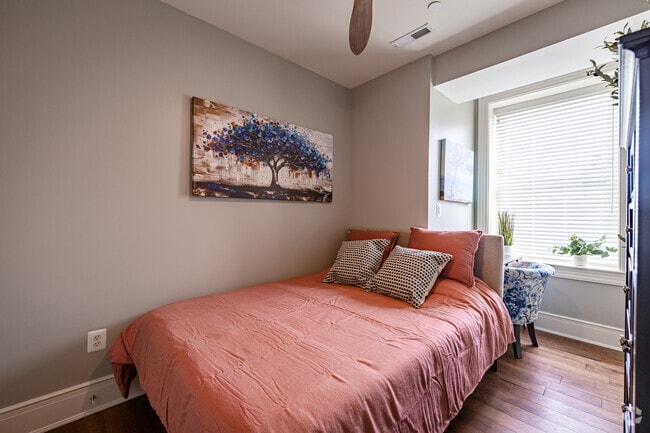 Apartamento 10 1 dormitorio 1 baño - 360 pies cuadrados - The Eleanor