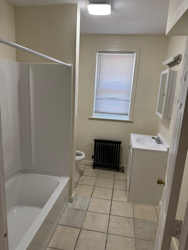 415 Blackstone St Unit 2