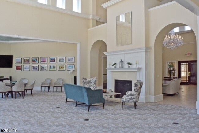 Photo - 1211 Clinton Ln