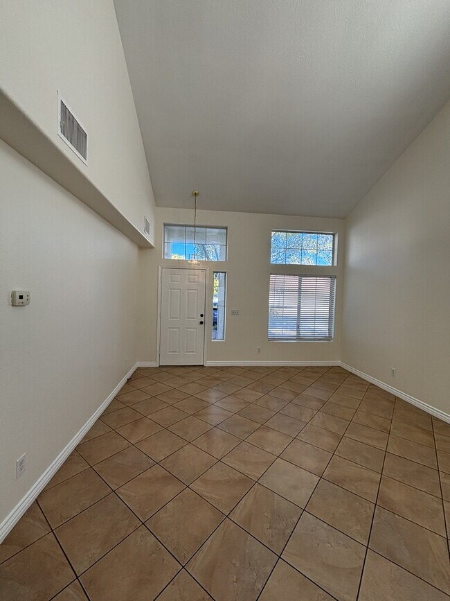 Photo - 5109 Meadow Rock Ave